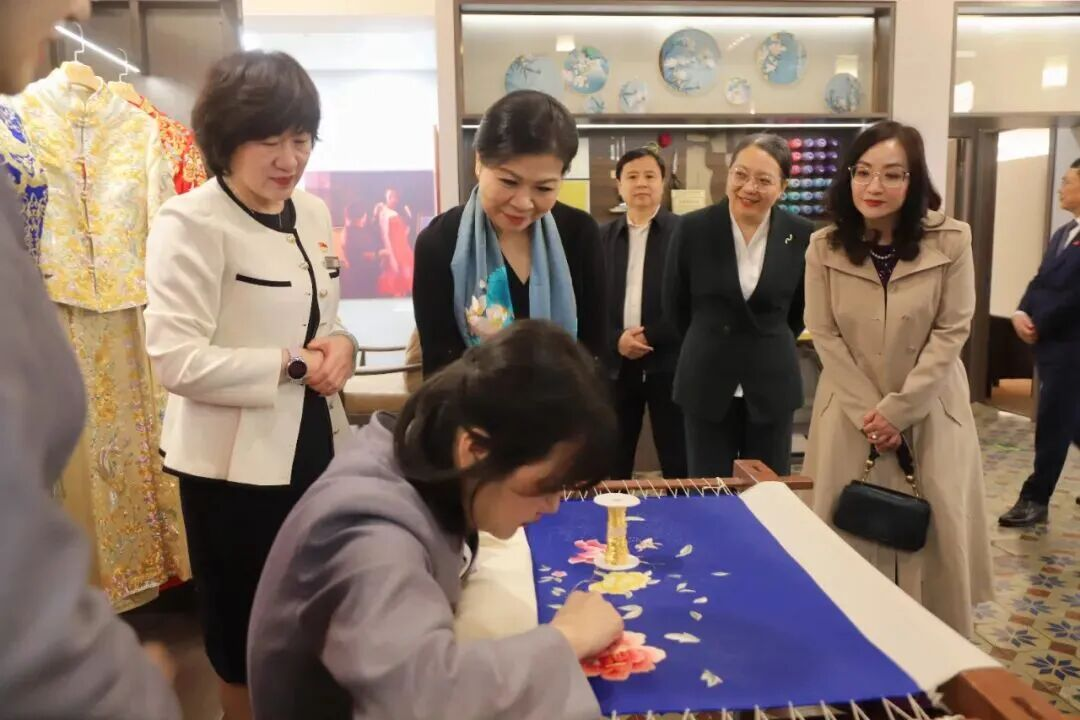 图片2.png 图片2.png