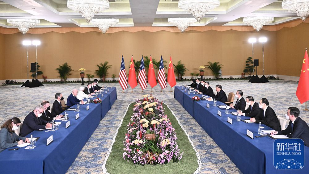 4.当地时间11月14日下午，国家主席习近平在印度尼西亚巴厘岛同美国总统拜登举行会晤。.jpg