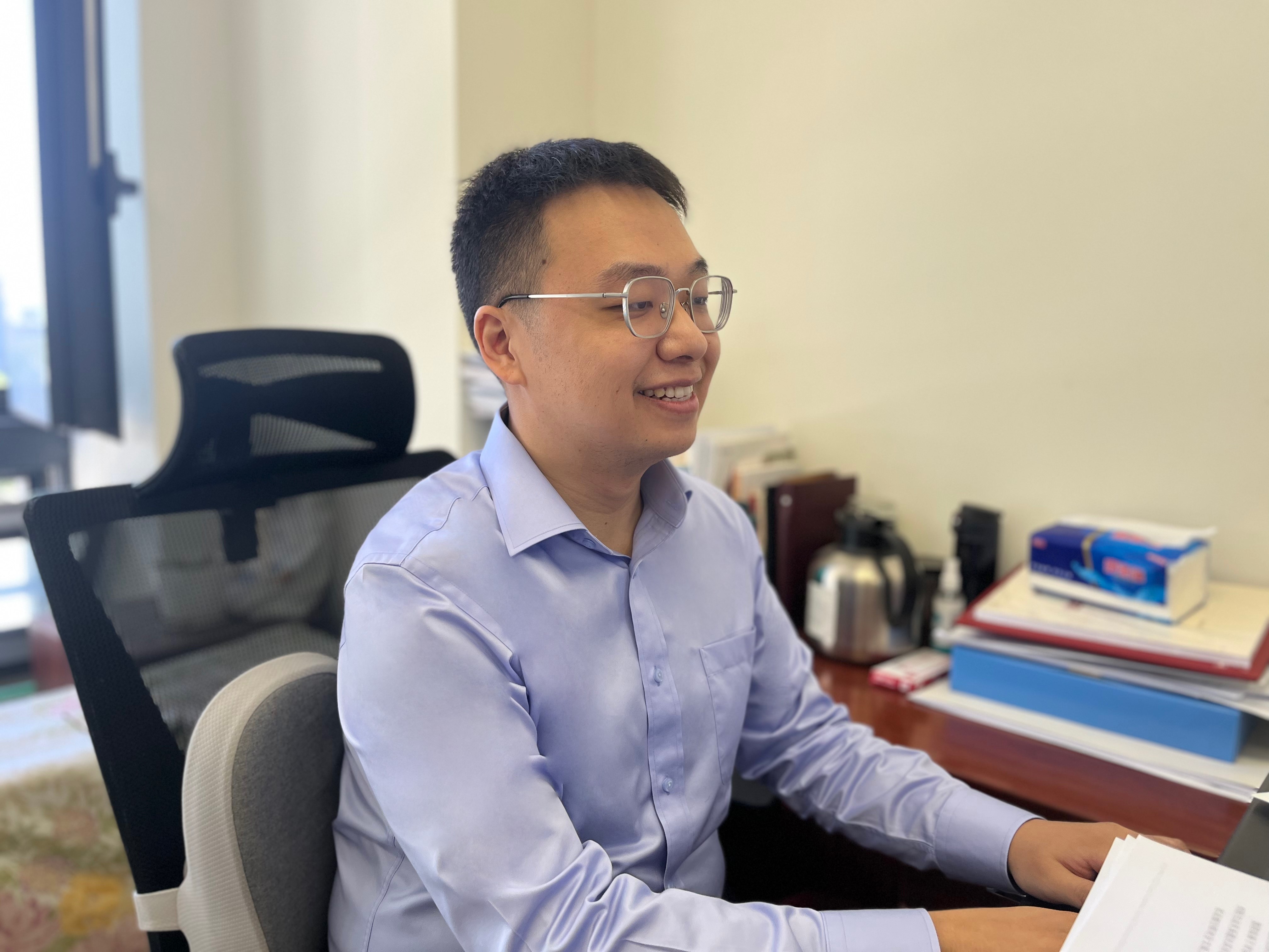 作者:张奕璞 市外办规划处二级主任科员.jpg 作者:张奕璞 市外办规划处二级主任科员.jpg